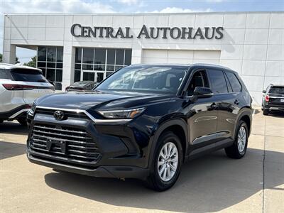 2025 Toyota Grand Highlander LE   - Photo 1 - Dallas, TX 75252