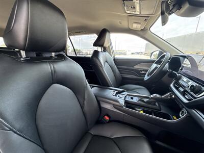 2025 Toyota Grand Highlander LE   - Photo 27 - Dallas, TX 75252