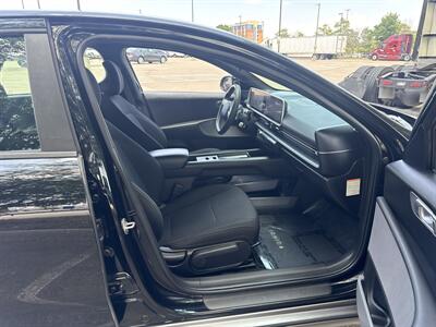 2024 Hyundai IONIQ 6 SE   - Photo 19 - Dallas, TX 75252
