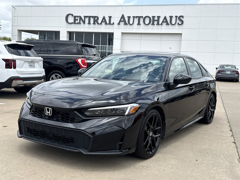 2025 Honda Civic Sport CVT's photo