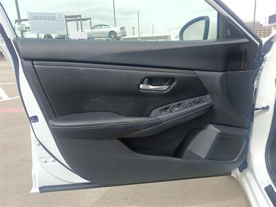 2024 Nissan Sentra SV   - Photo 10 - Dallas, TX 75252