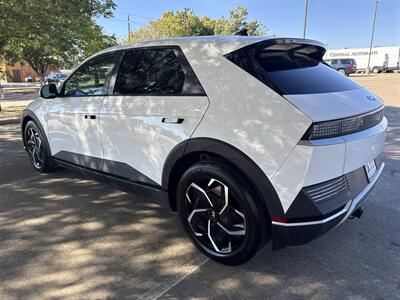 2023 Hyundai IONIQ 5 SE - Photo 5 - Dallas, TX 75252