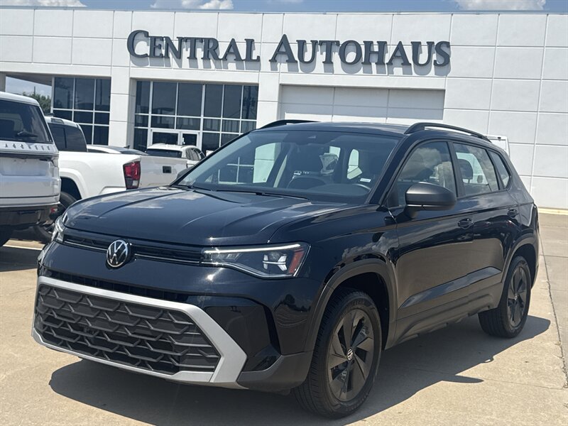 2025 Volkswagen Taos S  