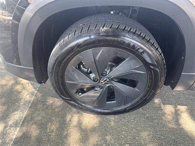 2025 Volkswagen Taos S   - Photo 33 - Dallas, TX 75252