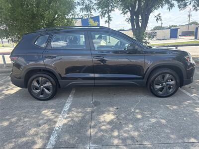 2025 Volkswagen Taos S   - Photo 8 - Dallas, TX 75252