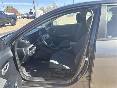 2025 Kia K4 LX   - Photo 17 - Dallas, TX 75252