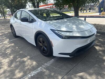 2024 Toyota Prius LE   - Photo 9 - Dallas, TX 75252