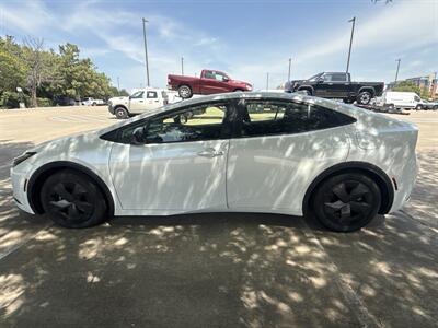 2024 Toyota Prius LE   - Photo 4 - Dallas, TX 75252