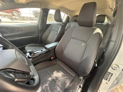 2024 Toyota Prius LE   - Photo 31 - Dallas, TX 75252
