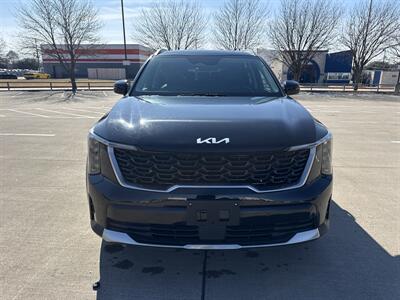 2024 Kia Sorento S   - Photo 2 - Dallas, TX 75252