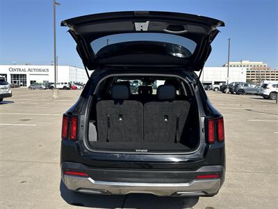 2024 Kia Sorento S   - Photo 15 - Dallas, TX 75252
