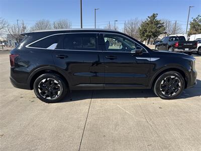 2024 Kia Sorento S   - Photo 8 - Dallas, TX 75252