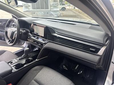 2025 Toyota Camry LE Hybrid - Photo 20 - Dallas, TX 75252