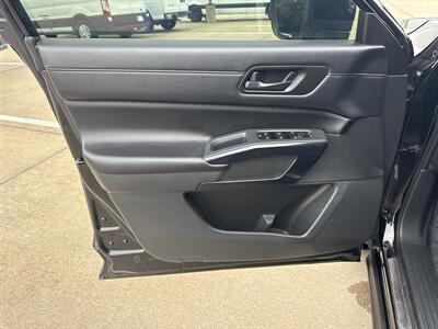 2024 Nissan Pathfinder SV   - Photo 7 - Dallas, TX 75252