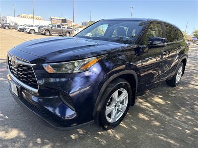 2023 Toyota Highlander L   - Photo 3 - Dallas, TX 75252