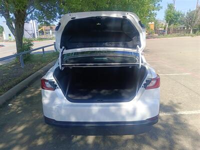 2025 Toyota Camry LE   - Photo 14 - Dallas, TX 75252