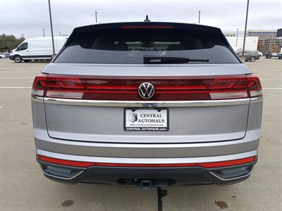 2024 Volkswagen Atlas SE  cross sport SE W/technology - Photo 7 - Dallas, TX 75252