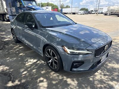 2024 Volvo S60 B5 Core Dark Theme   - Photo 9 - Dallas, TX 75252