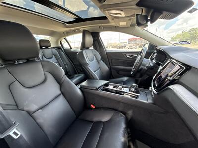 2024 Volvo S60 B5 Core Dark Theme   - Photo 39 - Dallas, TX 75252