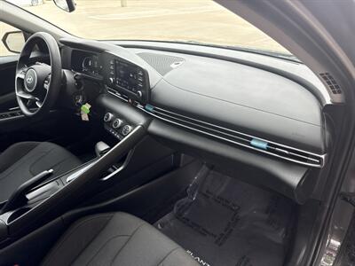 2025 Hyundai ELANTRA SE   - Photo 16 - Dallas, TX 75252