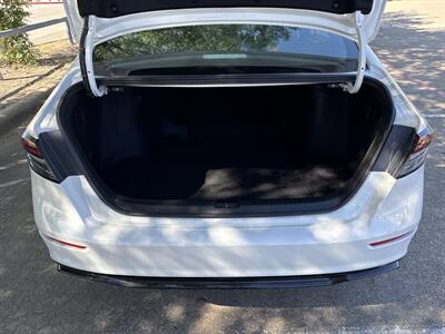 2025 Honda Accord Hybrid Sport-L   - Photo 17 - Dallas, TX 75252