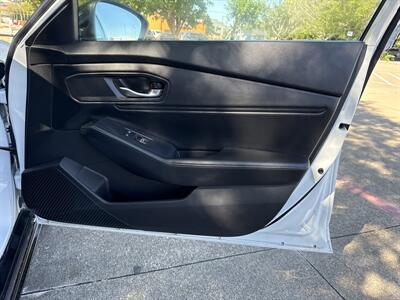 2025 Honda Accord Hybrid Sport-L   - Photo 15 - Dallas, TX 75252