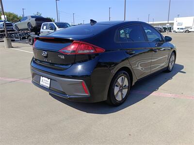 2022 Hyundai IONIQ Hybrid Blue   - Photo 7 - Dallas, TX 75252