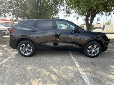 2025 Chevrolet Blazer LT   - Photo 8 - Dallas, TX 75252
