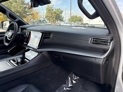 2025 Jeep Wagoneer L Series II   - Photo 25 - Dallas, TX 75252