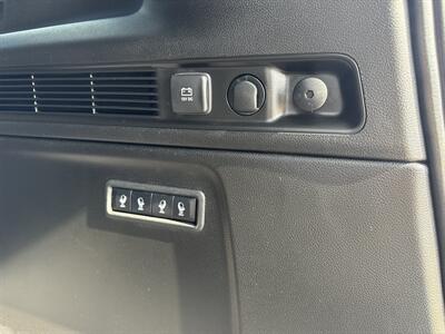 2025 Jeep Wagoneer L Series II   - Photo 19 - Dallas, TX 75252