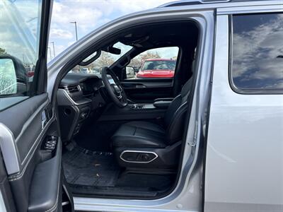 2025 Jeep Wagoneer L Series II   - Photo 20 - Dallas, TX 75252