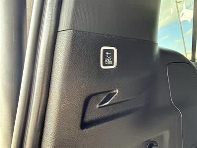 2025 Jeep Wagoneer L Series II   - Photo 18 - Dallas, TX 75252