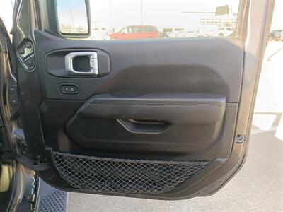 2021 Jeep Wrangler Unlimited Sahara   - Photo 13 - Dallas, TX 75252