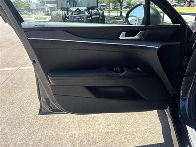 2026 Kia K5 LXS   - Photo 10 - Dallas, TX 75252