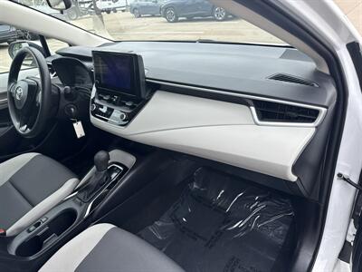 2025 Toyota Corolla LE   - Photo 20 - Dallas, TX 75252