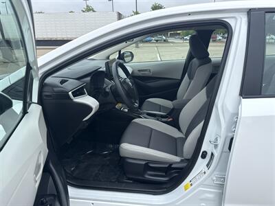 2025 Toyota Corolla LE   - Photo 16 - Dallas, TX 75252