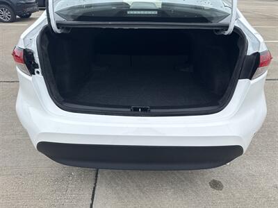 2025 Toyota Corolla LE   - Photo 15 - Dallas, TX 75252