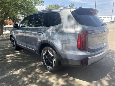 2024 Kia Telluride S   - Photo 5 - Dallas, TX 75252
