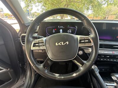 2024 Kia Telluride S   - Photo 33 - Dallas, TX 75252