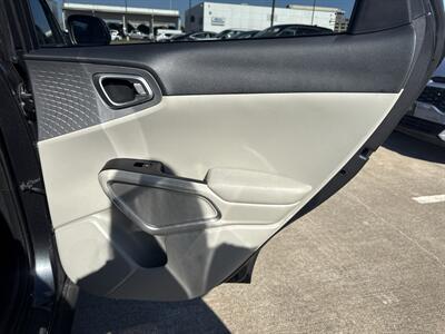 2025 Kia Soul LX   - Photo 11 - Dallas, TX 75252