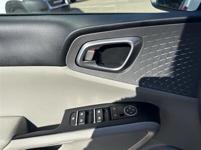 2025 Kia Soul LX   - Photo 10 - Dallas, TX 75252