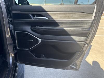 2024 Jeep Wagoneer L Series II - Photo 13 - Dallas, TX 75252