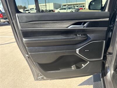 2024 Jeep Wagoneer L Series II - Photo 12 - Dallas, TX 75252