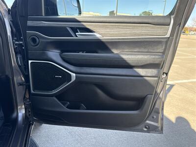 2024 Jeep Wagoneer L Series II - Photo 14 - Dallas, TX 75252