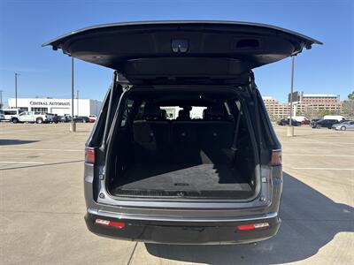 2024 Jeep Wagoneer L Series II - Photo 15 - Dallas, TX 75252