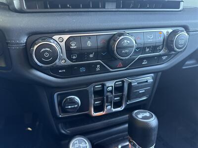 2024 Jeep Wrangler Sahara 4xe - Photo 31 - Dallas, TX 75252