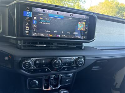 2024 Jeep Wrangler Sahara 4xe - Photo 34 - Dallas, TX 75252