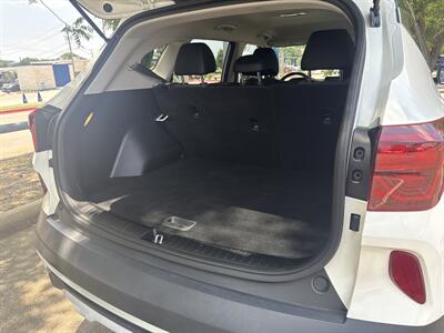2023 Kia Seltos S   - Photo 18 - Dallas, TX 75252