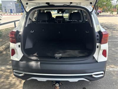 2023 Kia Seltos S   - Photo 17 - Dallas, TX 75252