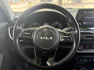 2023 Kia Seltos S   - Photo 25 - Dallas, TX 75252